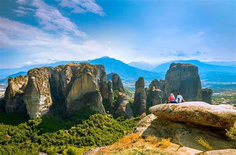 Meteora, Greece: An Enchanting Land of Monasteries and Majestic Rock Formations
