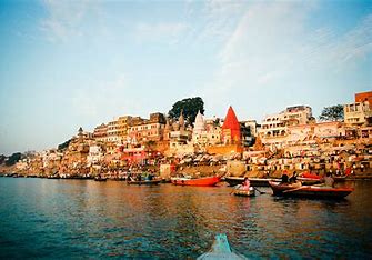 Varanasi: Where Timeless Spirituality Meets the Flowing Ganges